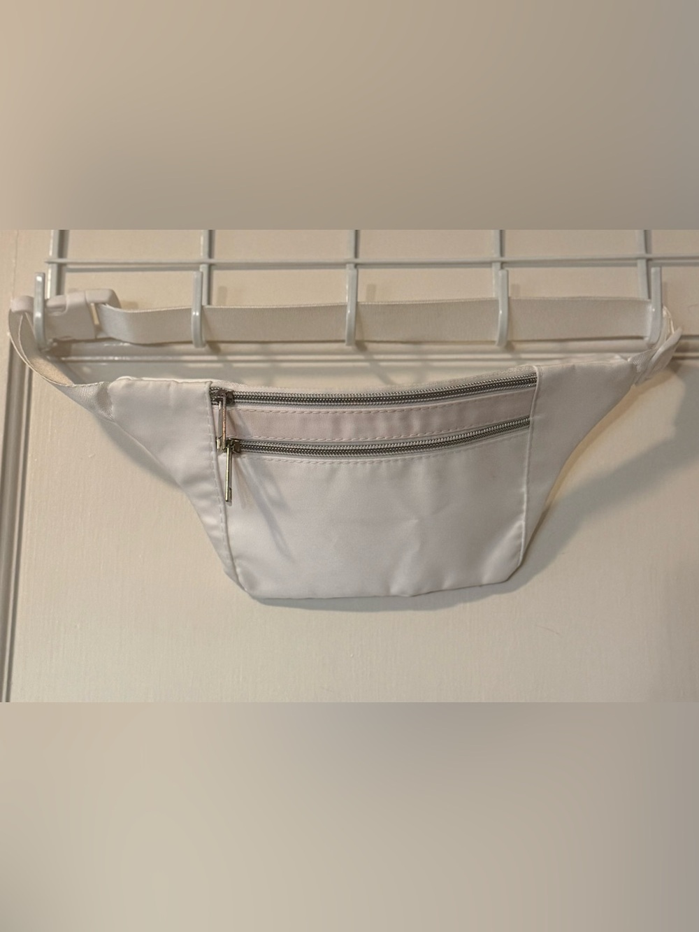 SHEIN White Women's Crossbody Belt Bag with Dual Zip Pockets